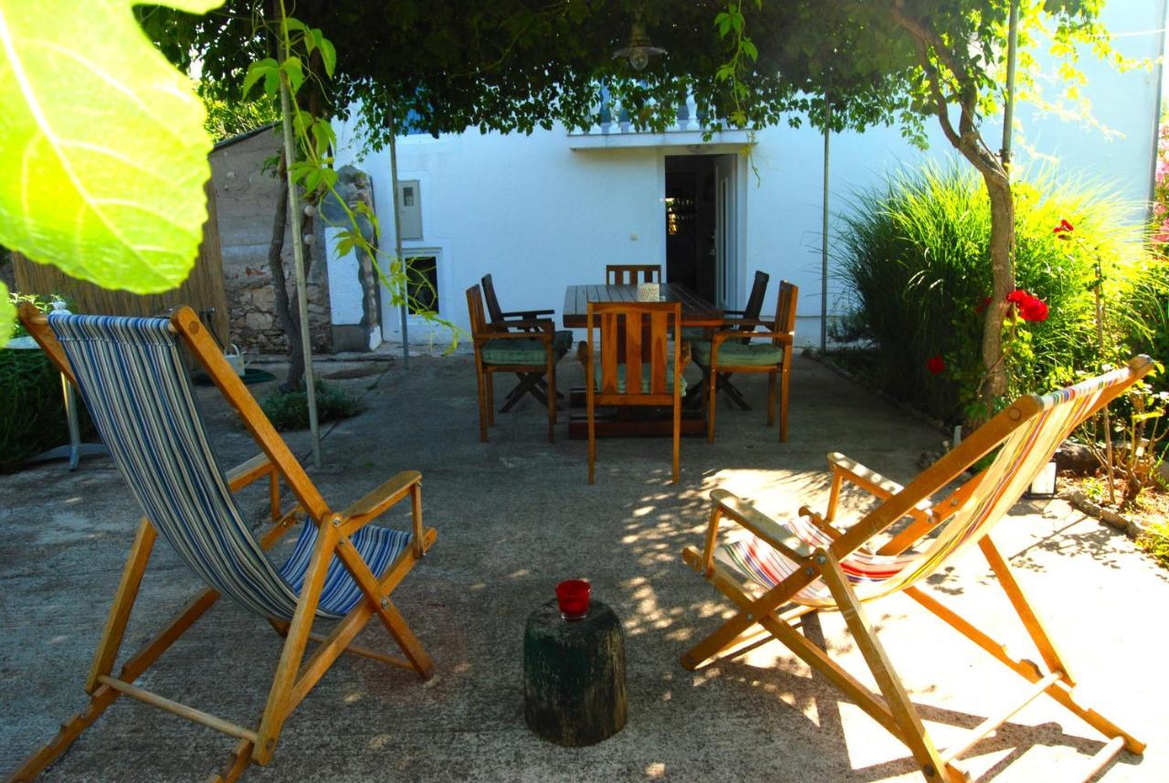 Lukoran Rustic Holiday Home Miketa מראה חיצוני תמונה