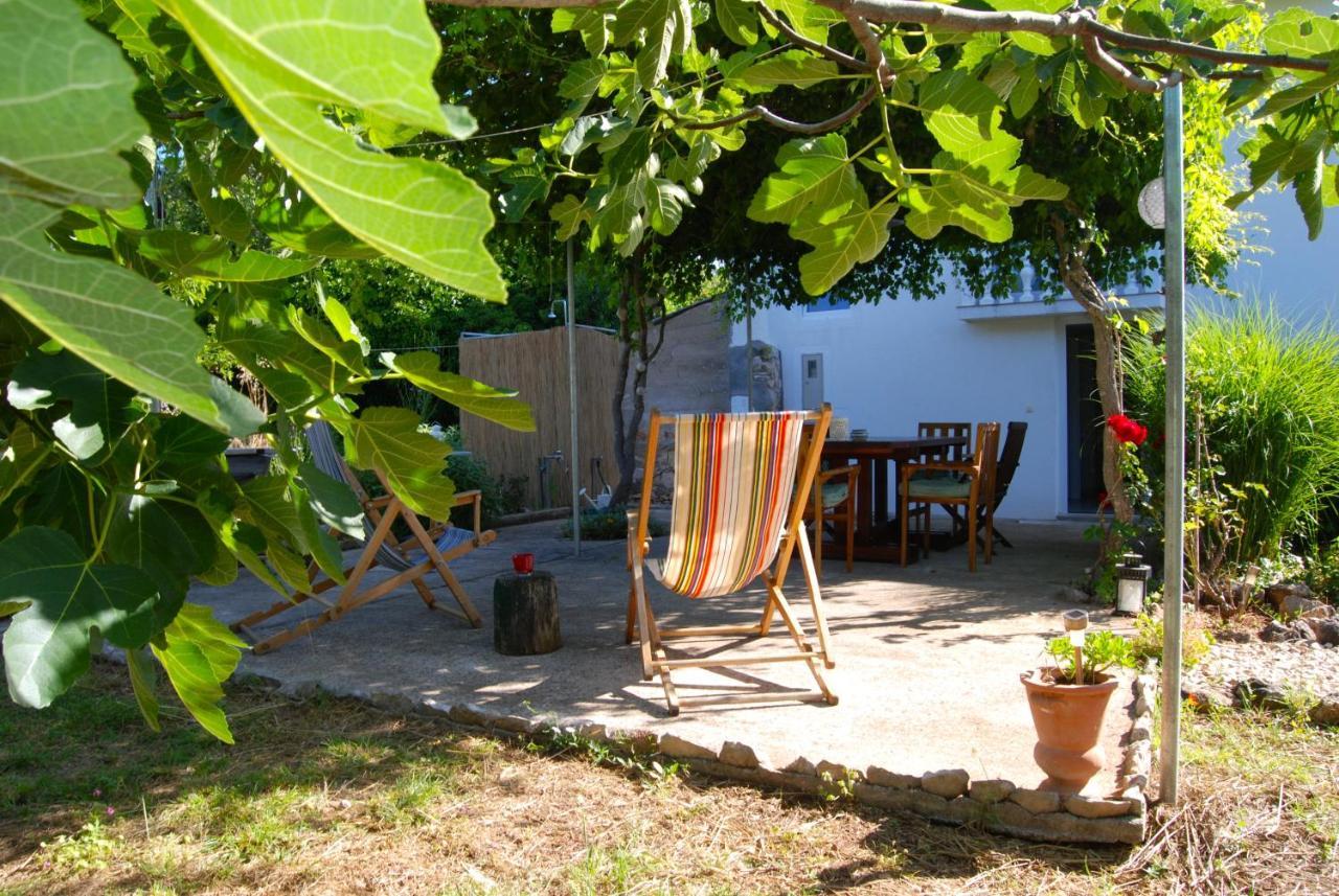 Lukoran Rustic Holiday Home Miketa מראה חיצוני תמונה